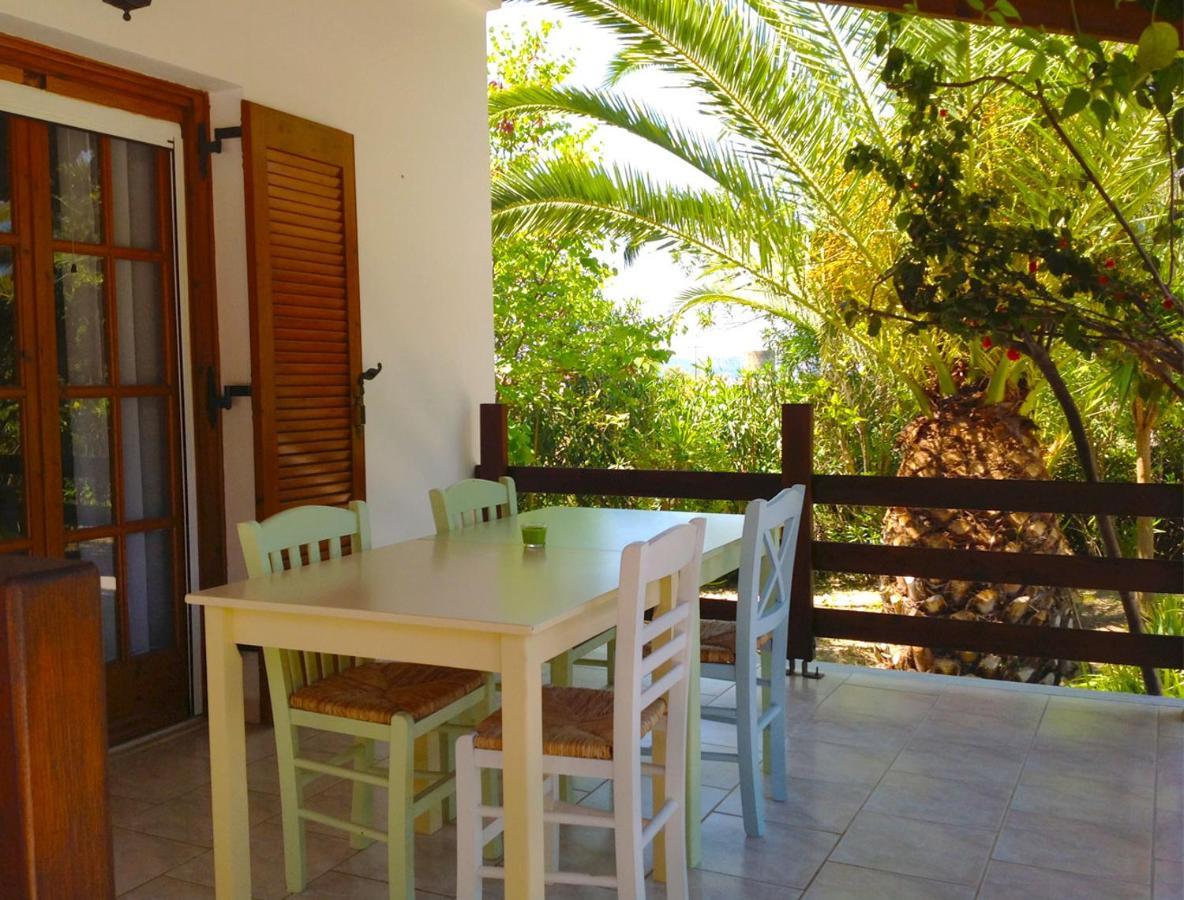 Bungalow Gialova Exterior foto