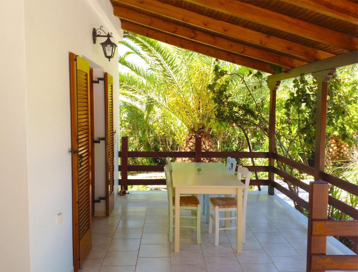Bungalow Gialova Exterior foto
