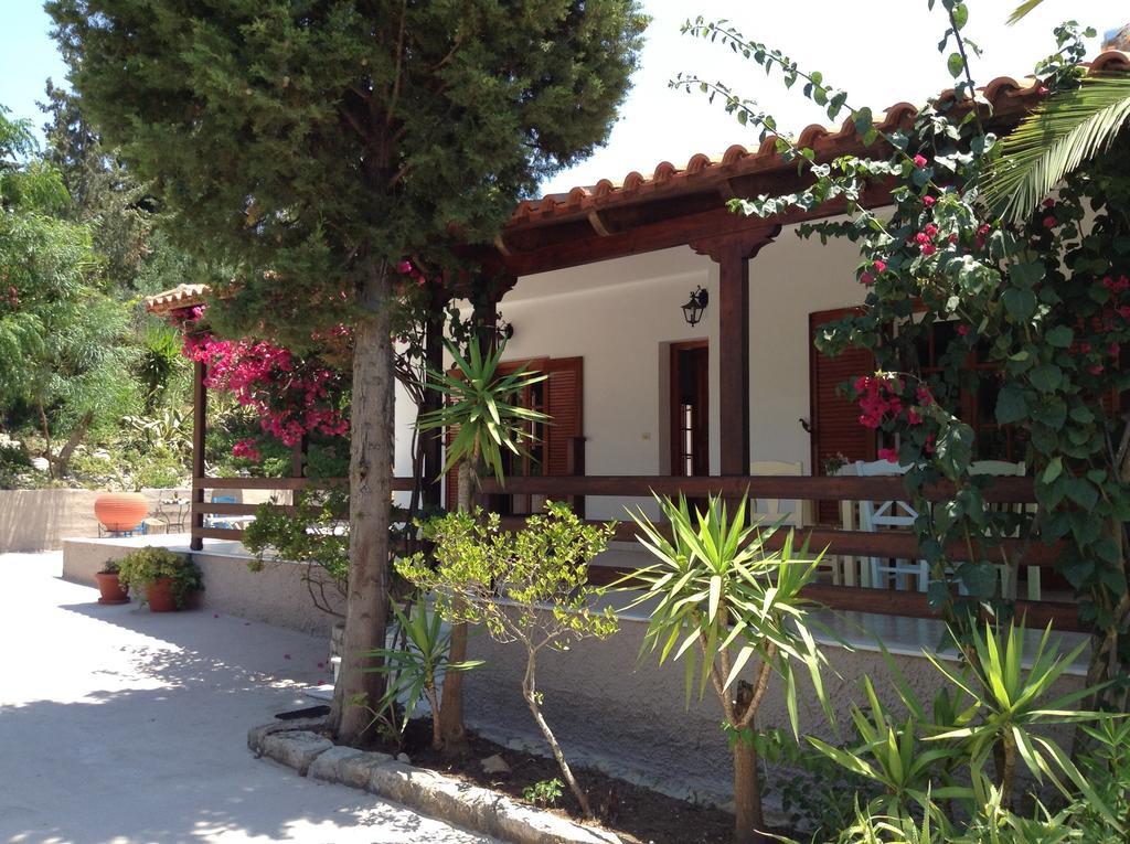 Bungalow Gialova Exterior foto